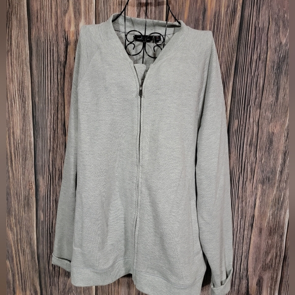 Light gray men's sweater - Picture 1 of 7
